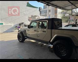 جيب جلاديتور